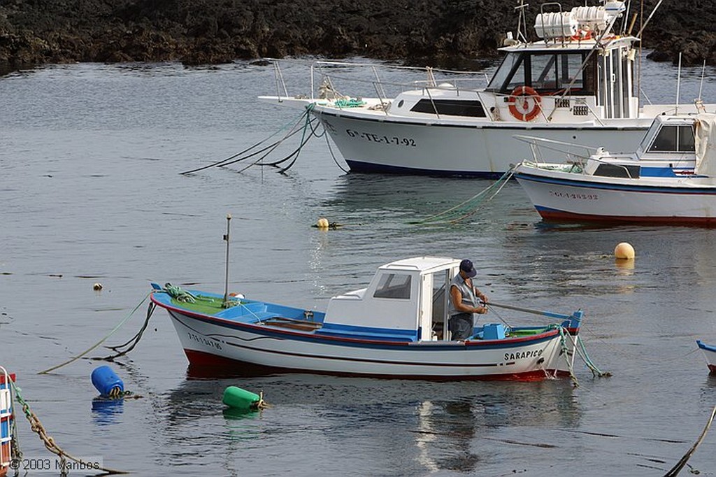 Lanzarote
Barcas en el puerto de Orzola
Canarias