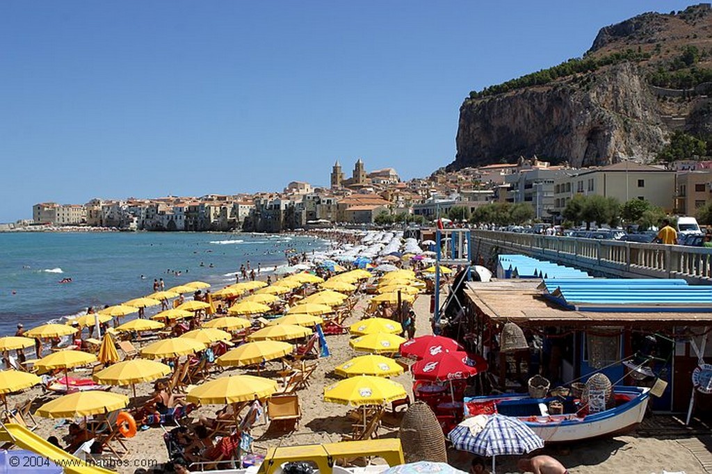 Cefalu
Fuente medieval
Sicilia