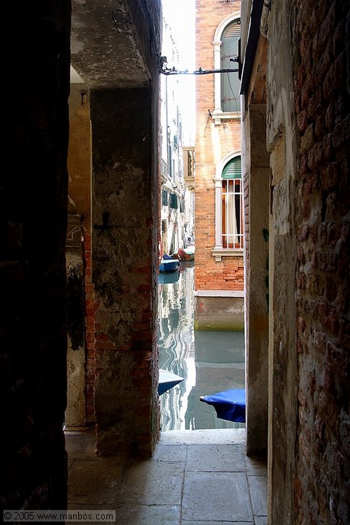 Venecia
Reflejos en el canal
Venecia