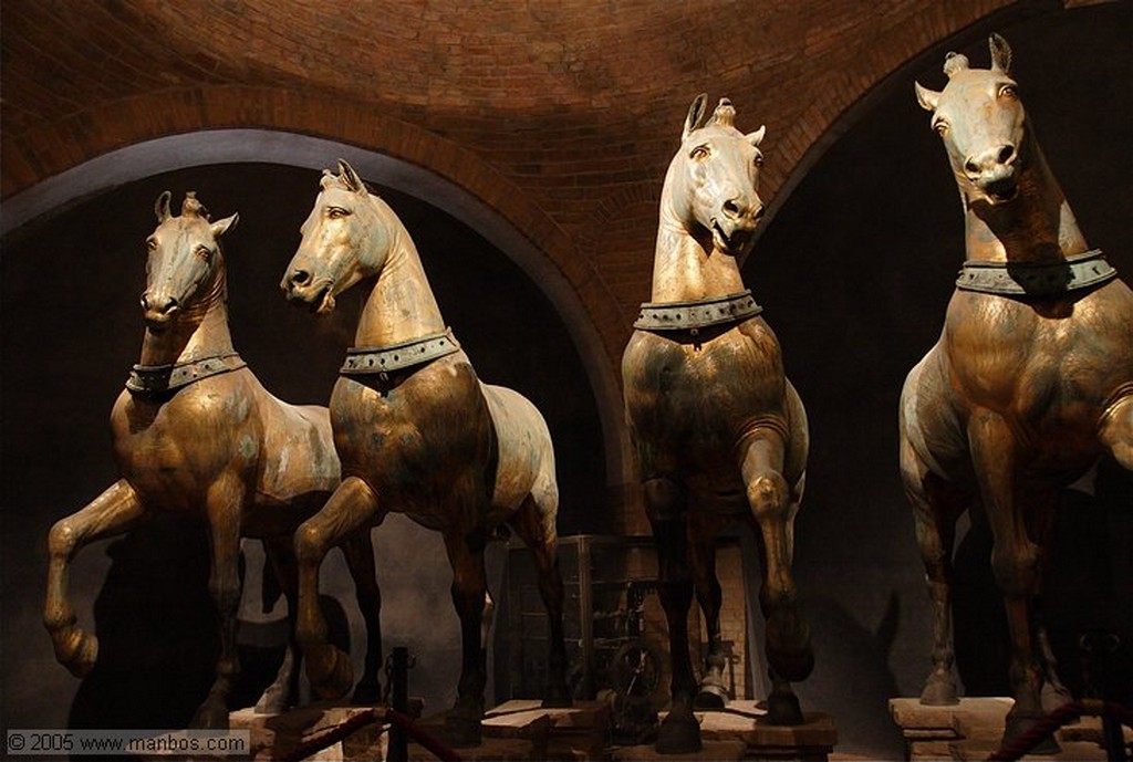 Venecia
La Cuadriga, caballos de bronce originales
Venecia