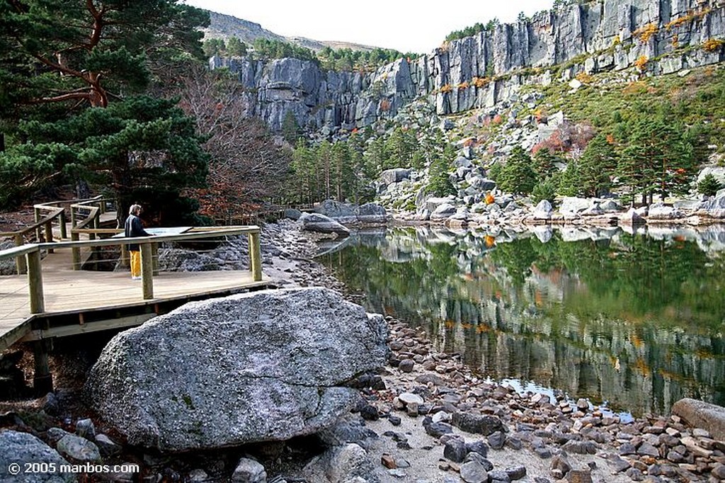 La Laguna Negra
Reflejo dorado en la laguna
Soria