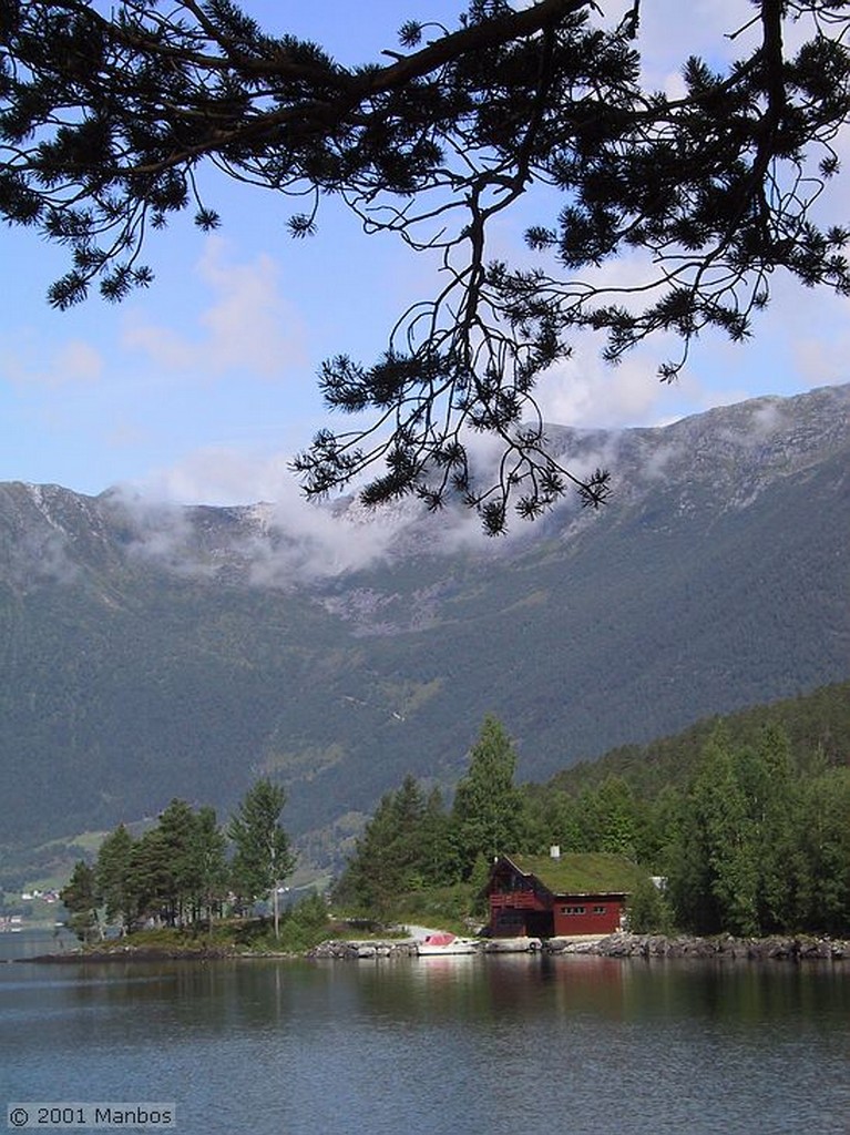 De Hellesylt a Geiranger
Noruega