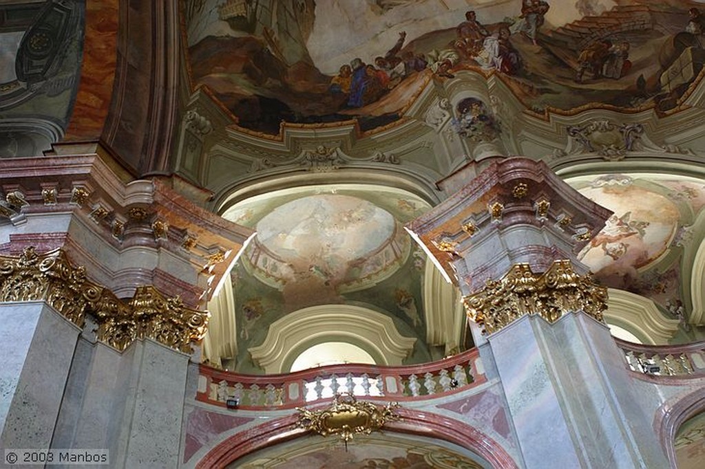 Praga
Iglesia de San Nicolás
Praga