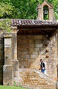 Capilla de la Santa Cruz y Dolmen, Cangas de Onís, España