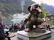 Camara Canon PowerShot G1
Fiordo de Geiranger
Crucero a Cabo Norte
GEIRANGER
Foto: 1487