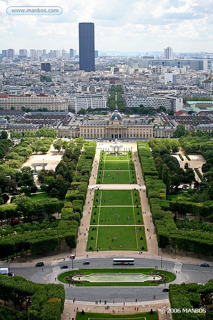 Paris
Un pato en los campos de Marte
Paris