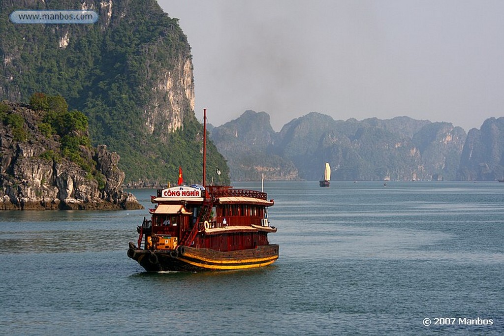 Halong Bay
Quang Ninh