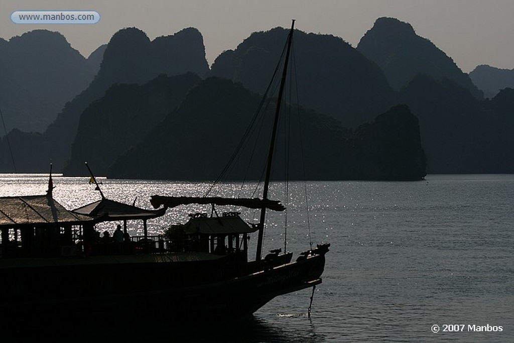 Halong Bay
Quang Ninh