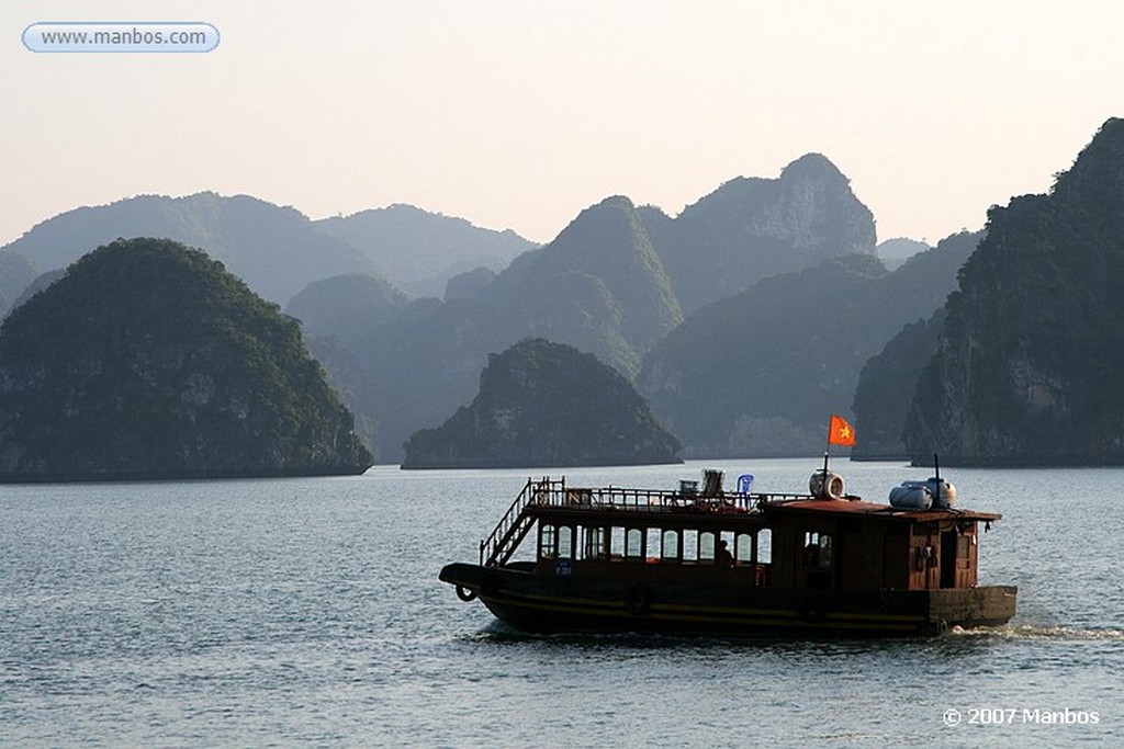 Halong Bay
Quang Ninh