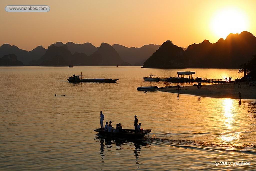 Halong Bay
Quang Ninh