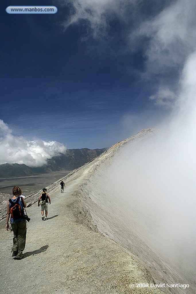 Java
Extracción de azufre en el volcan Kawah Ijen Java
Java