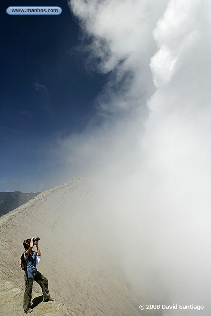 Java
Extracción de azufre en el volcan Kawah Ijen Java
Java