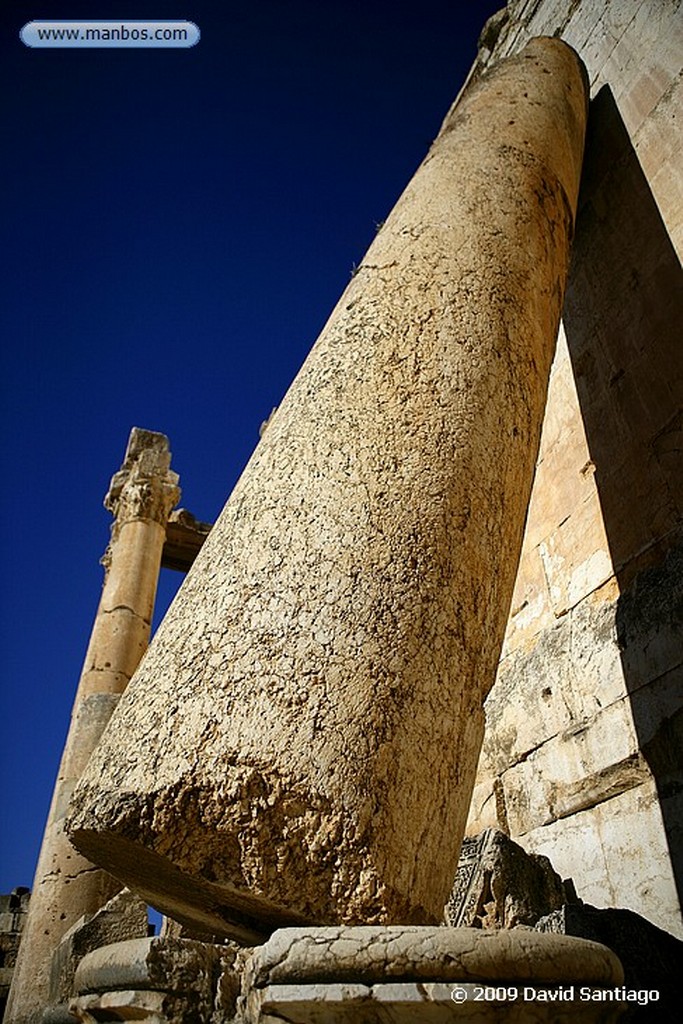 Baalbek
Baalbek
Baalbek