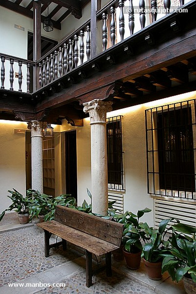 Alcala de Henares
Casa Natal de Cervantes
Madrid