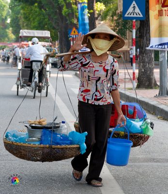Vendedora Hanoi