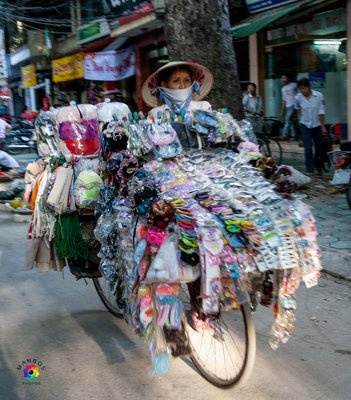 Vendedora Hanoi