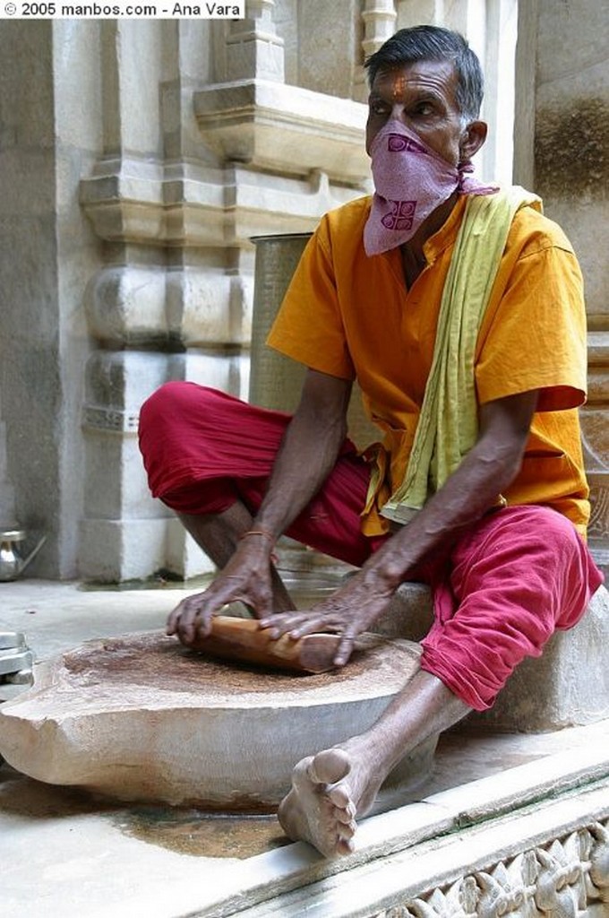 Ranakpur
Mirada directa
Ranakpur