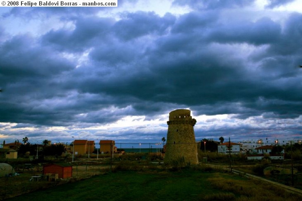 Cullera
faro de cullera hdr
Valencia