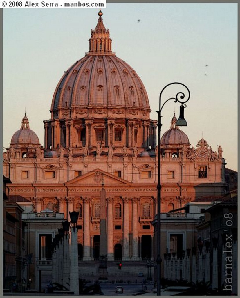 Foto de Roma, Italia - San Pietro Rosado