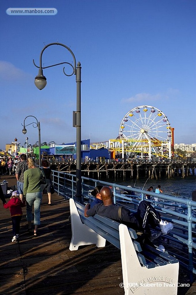 Los Angeles
Santa Monica Beach
California