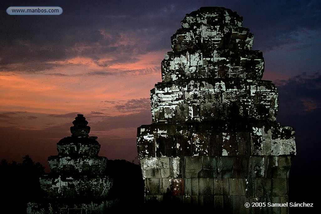 Angkor
Bayon Temple
Angkor