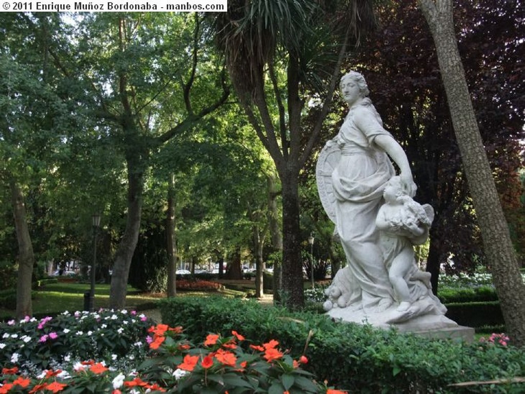 Foto de Pamplona, Parque de la Taconera, Navarra, España - Mariblanca