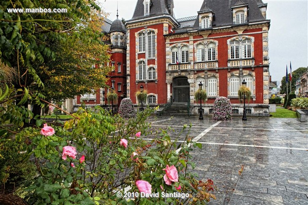 Lourdes
Lourdes 
Hauter Pyrenees 