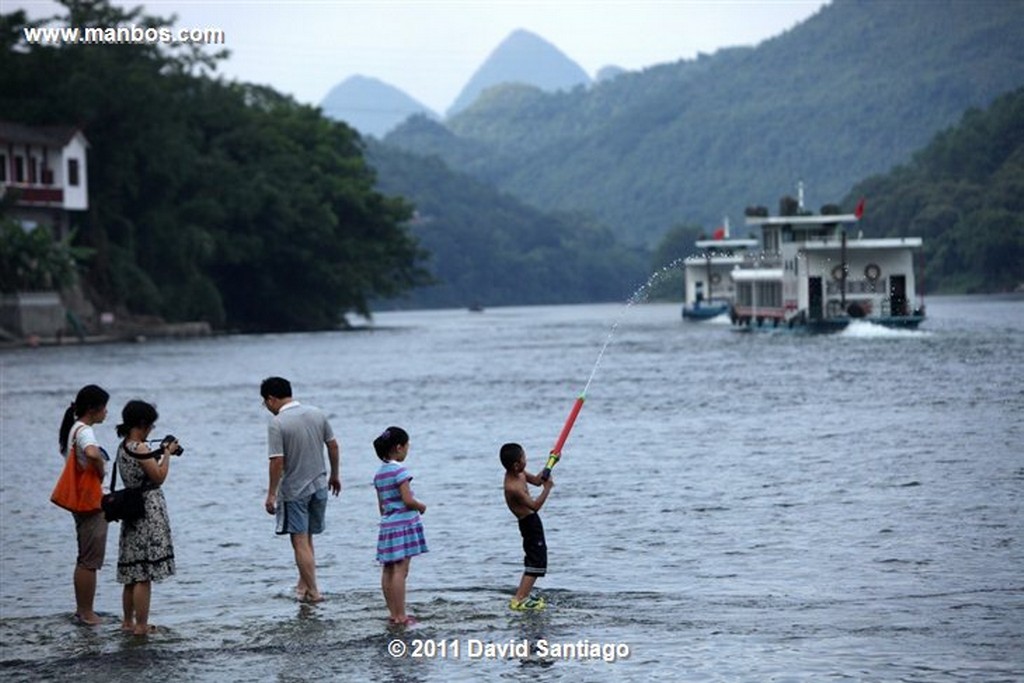 Xingping
Li River  xingping Cormorant Fishermen China
Xingping