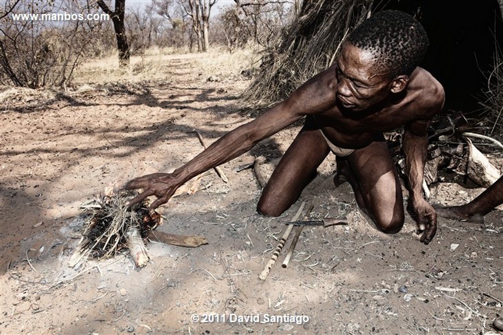 Namibia
Namibia Sam Bosquimanos 
Namibia