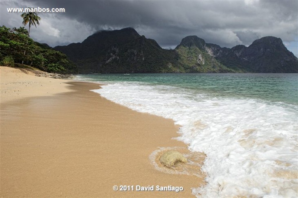 Palawan
Helicopter Island Bacuit Archipelago
Bacuit Archipielago