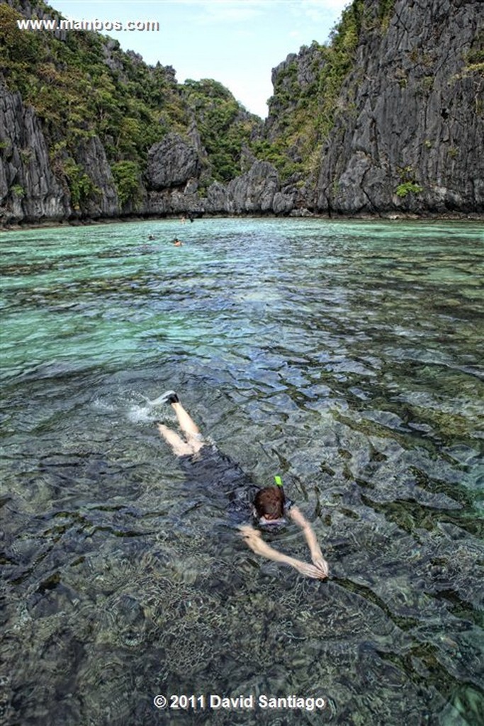 Palawan
Small Lagoon Island
Bacuit Archipielago