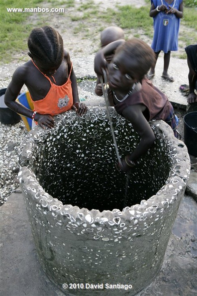 Islas Bijagos 
Habitantes en Parque Nacional de Orango Poilao Bijagos Guinea Bissau 
Islas Bijagos 