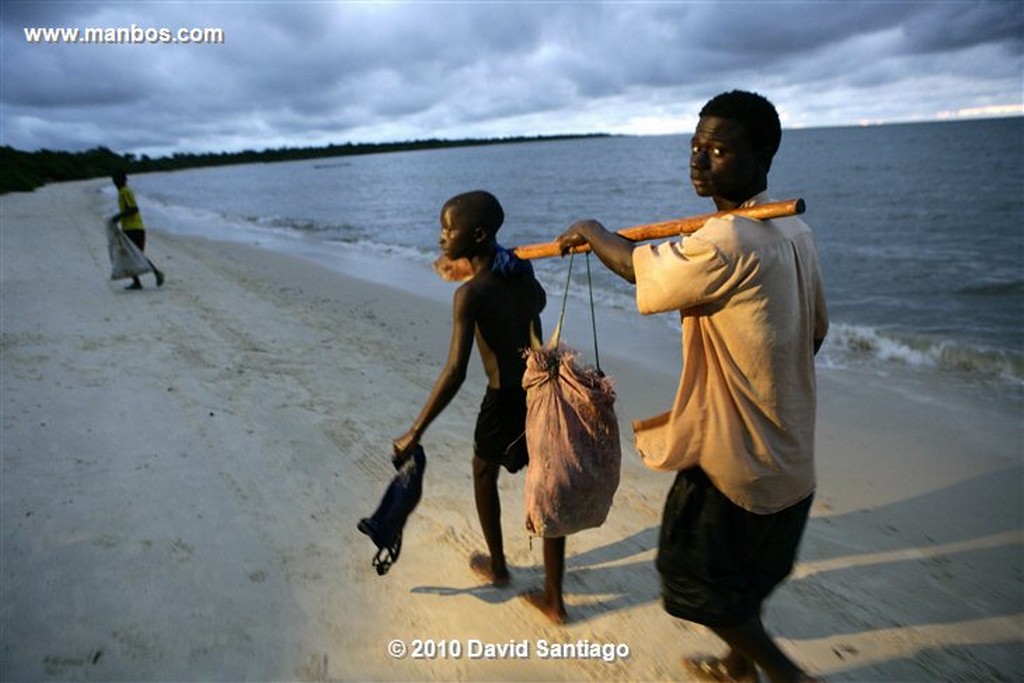 Islas Bijagos 
Pesca en el Hotel Nuevo Orango Guinea Bissau 
Islas Bijagos 