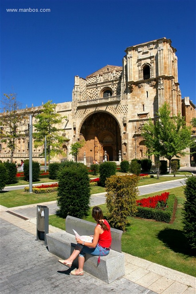 Leon
Parador de San Marcos en Leon
Leon