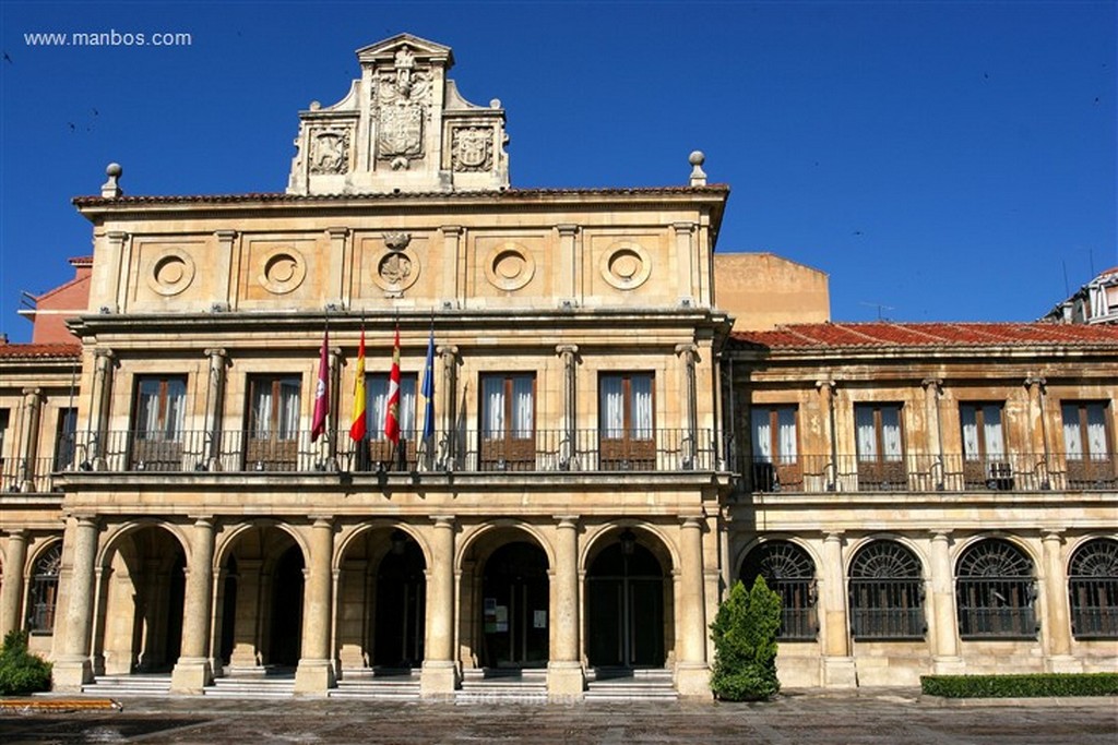 Leon
Plaza San Marcelo en Leon
Leon