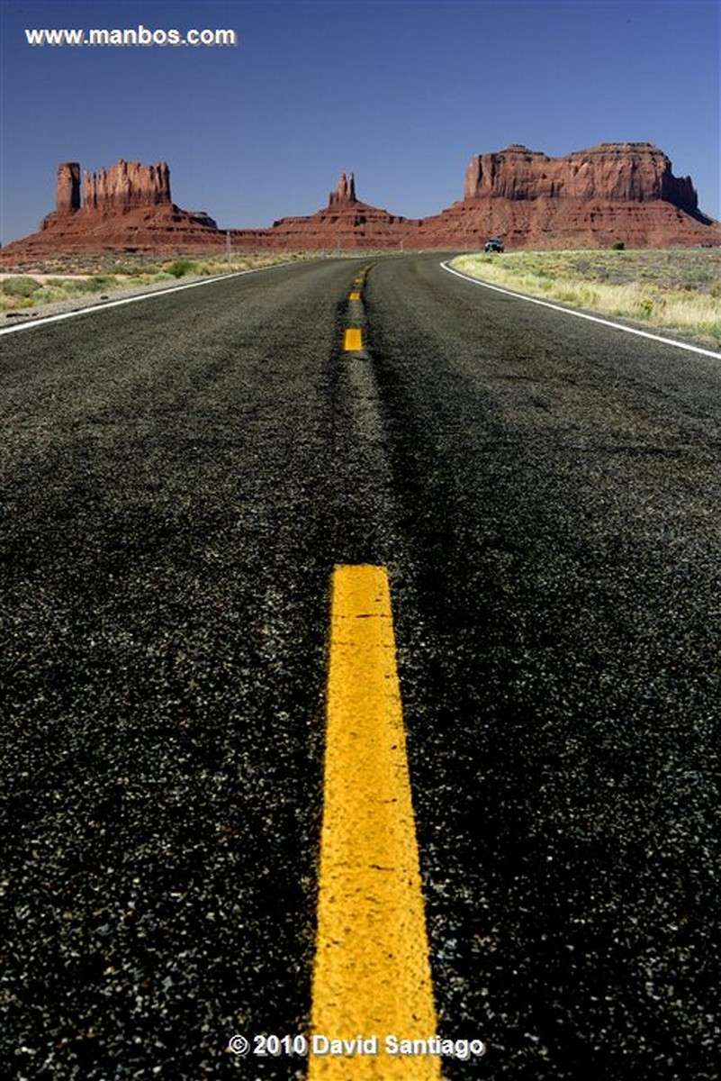 Monument Valley National Park 
Jinetes Monument Valley EEUU 
Utah 