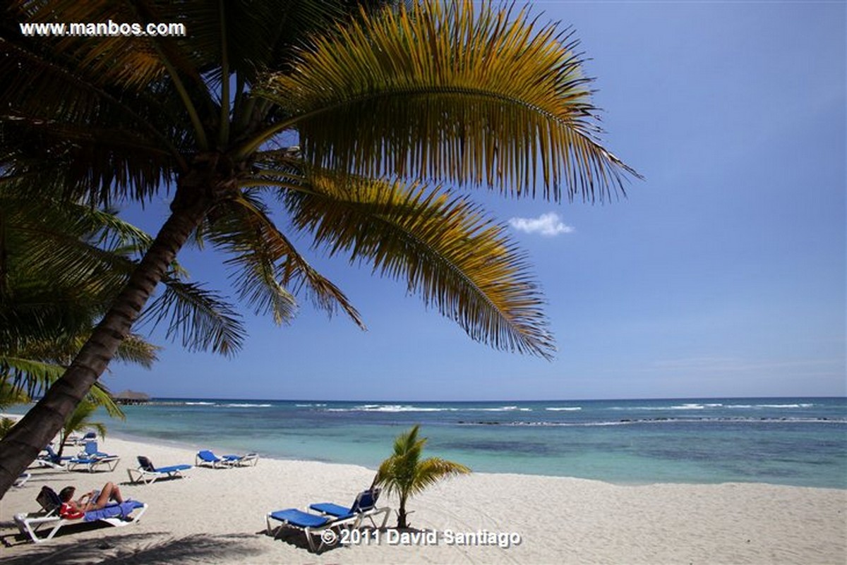 Santo Domingo
Caribbean Sea Boca Chica Beach Playa Boca Chica   santo Domingo
Santo Domingo