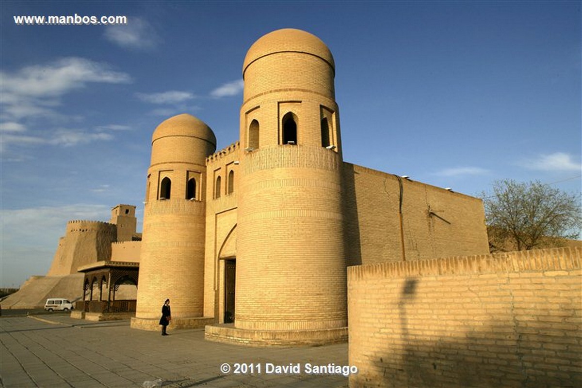 Khiva
Khiva
Khiva