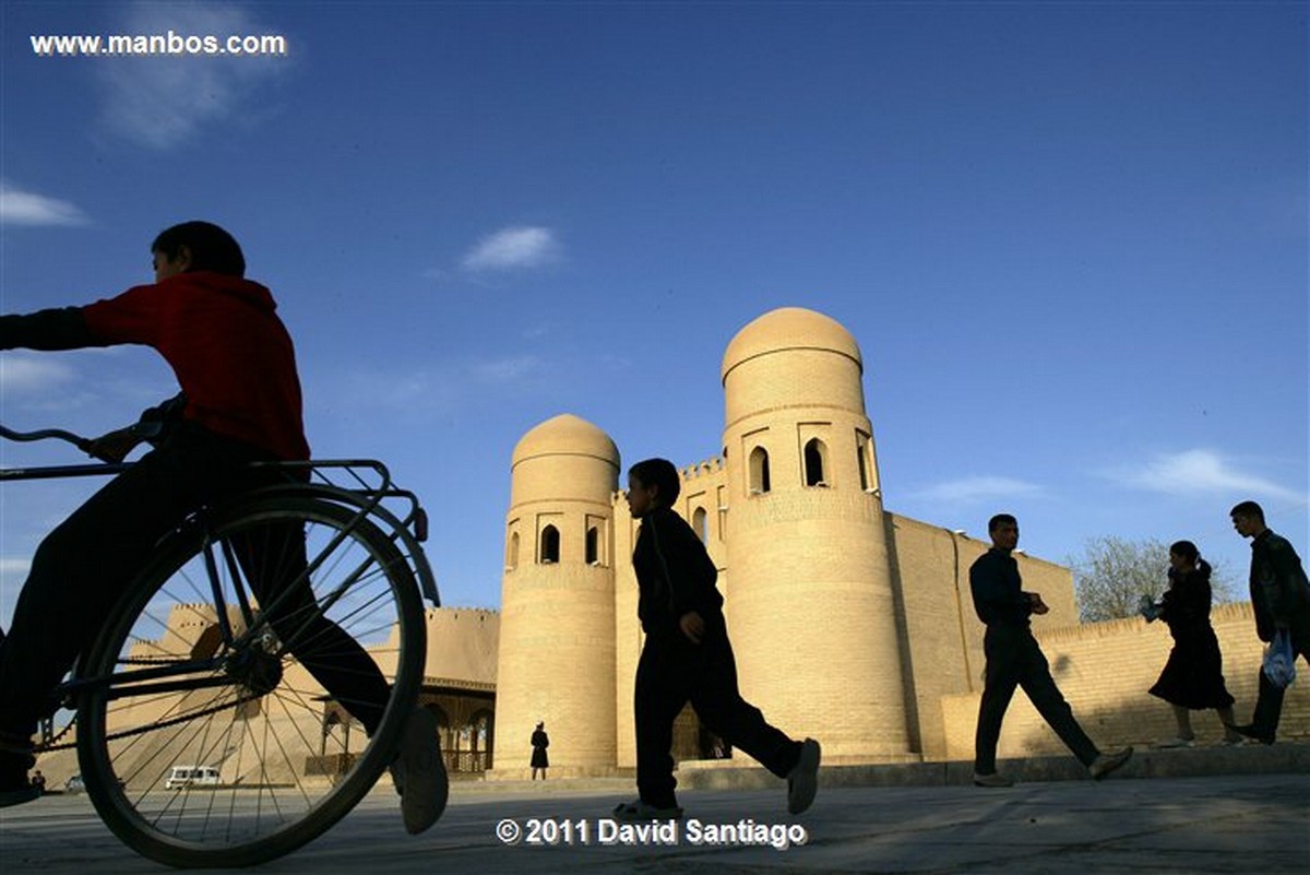 Khiva
Khiva
Khiva