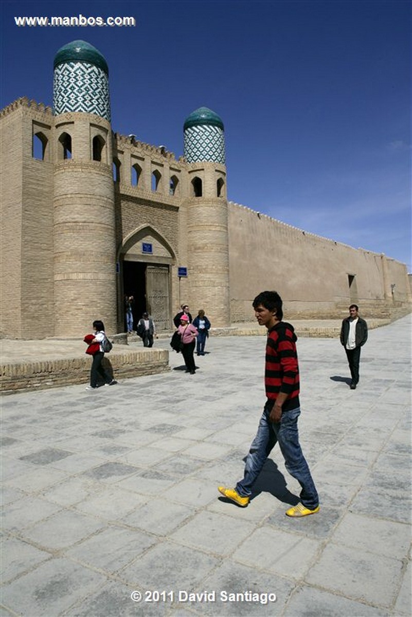 Khiva
Khiva
Khiva