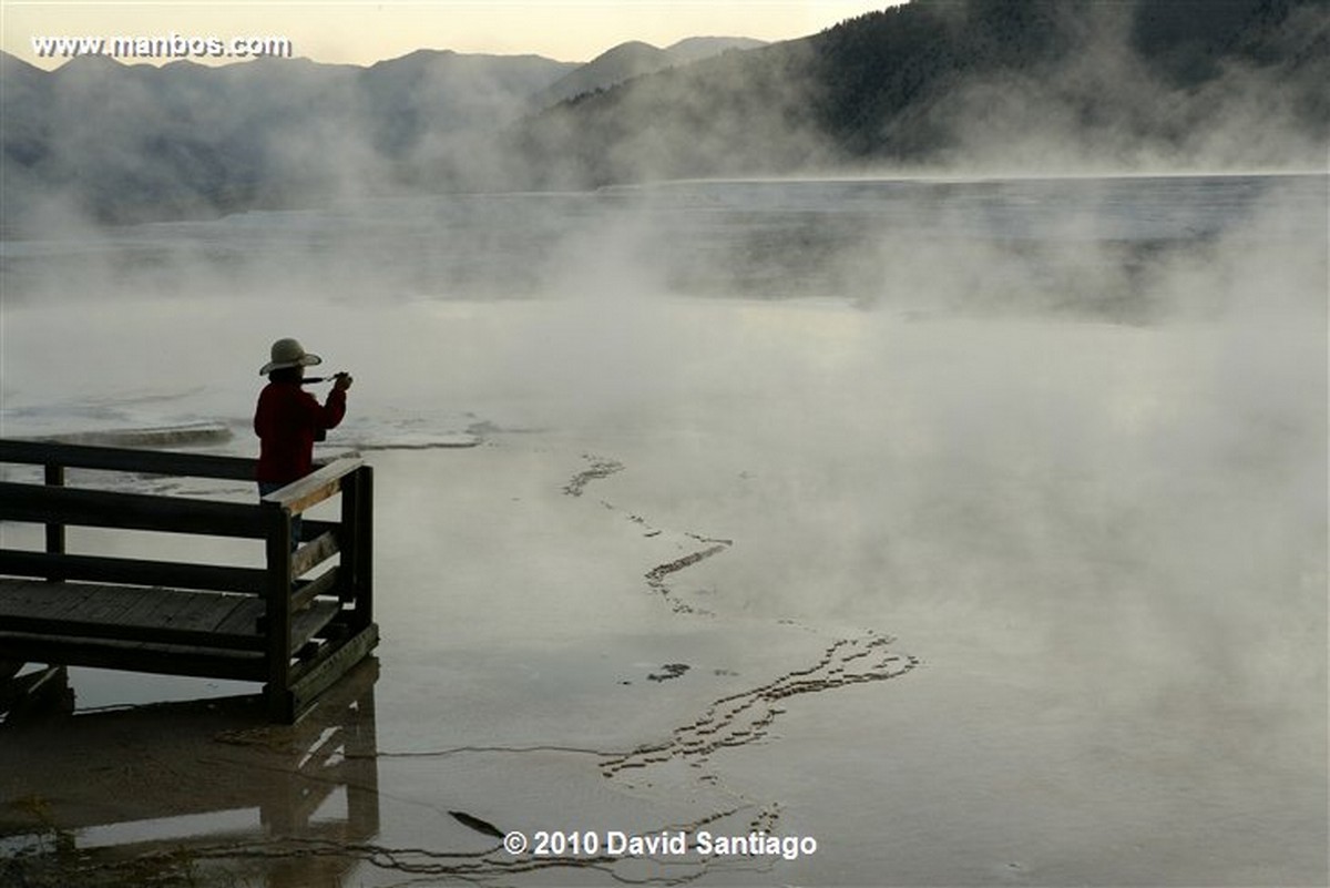 Yellowstone 
Yellowstone Mammoth Hot Springs Eeuu 
Wyoming 