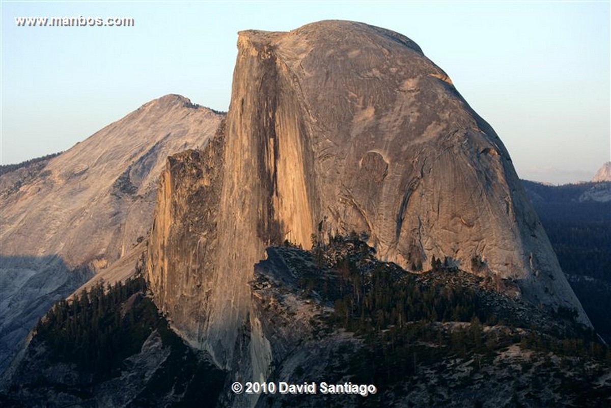 Yosemite 
Yosemite National Park Half Dome EEUU 
California 