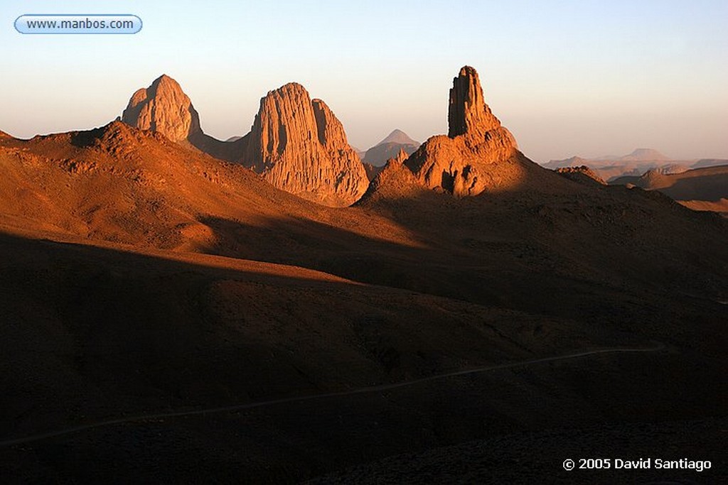 Parque Nacional del Ahaggar
Macizo del Hoggar en el Parque Nacional del Ahaggar - Argelia
Argelia