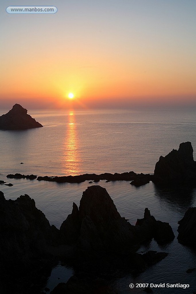 Cabo de Gata
ARRECIFE DE LAS SIRENAS EN EL CABO DE GATA
Almeria