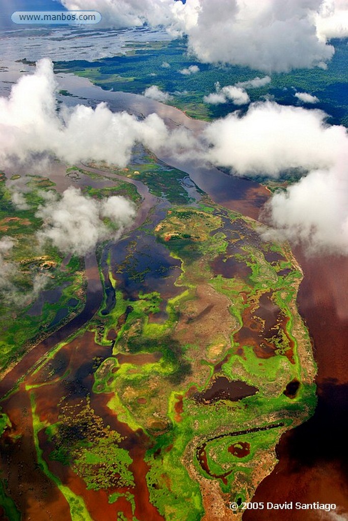 Parque Nacional Canaima
Embalse de Guri
Bolivar