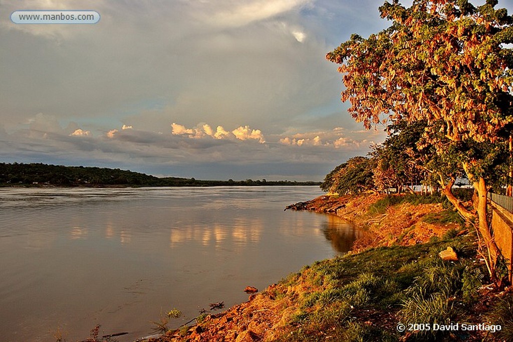 Ciudad Bolivar
Rio Orinoco en Ciudad Bolivar
Bolivar