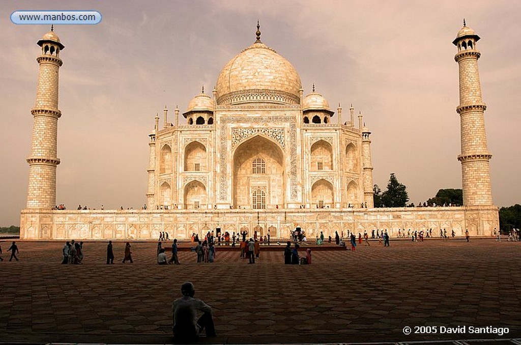 Agra
Taj Mahal
Agra