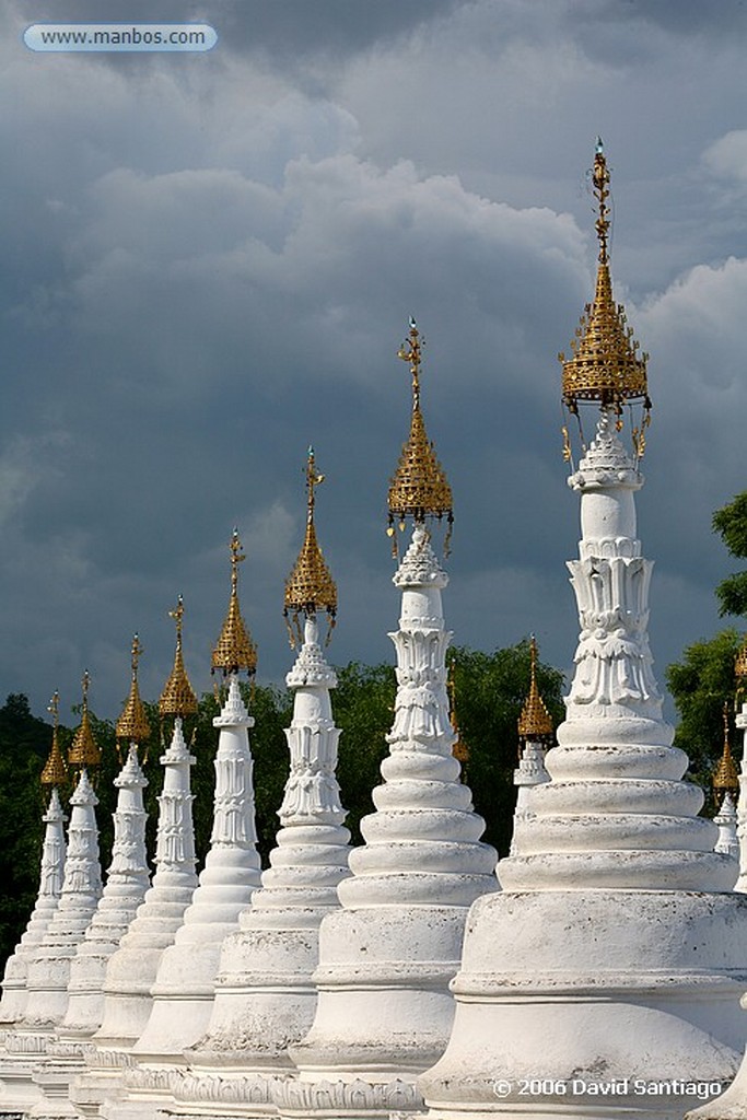 Mandalay
Kuthodaw Paya en Mandalay Hill Mandalay
Mandalay