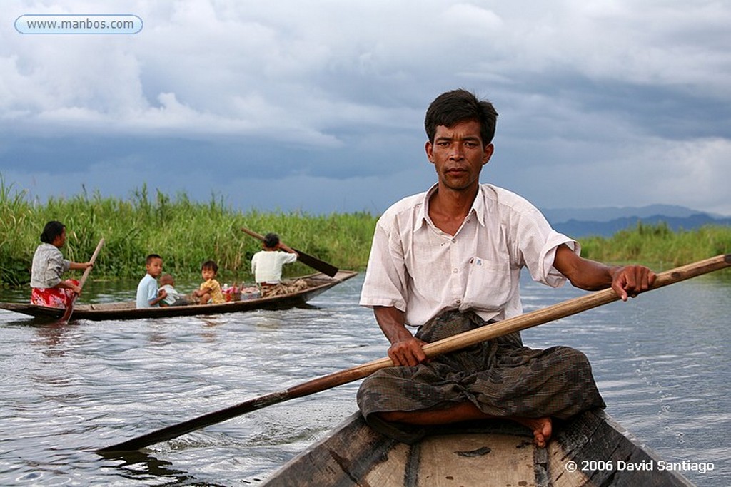 Lago Inle
Pescador en el Lago Inle Myanmar
Lago Inle