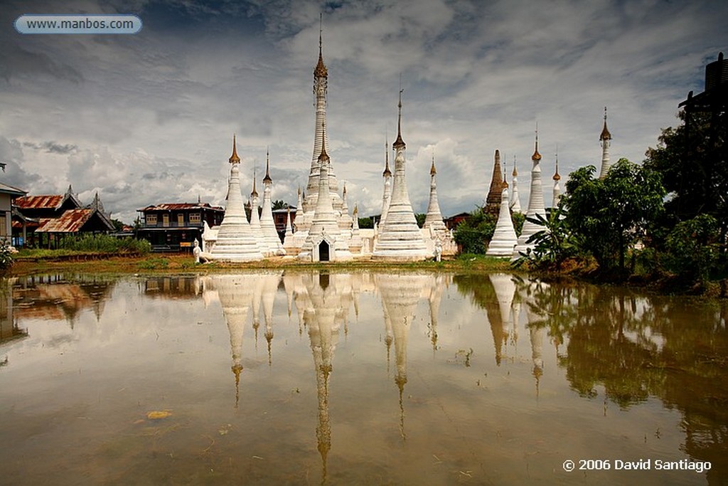 Lago Inle
Estupas en ywama Lago Inlhe Myanmar
Lago Inle